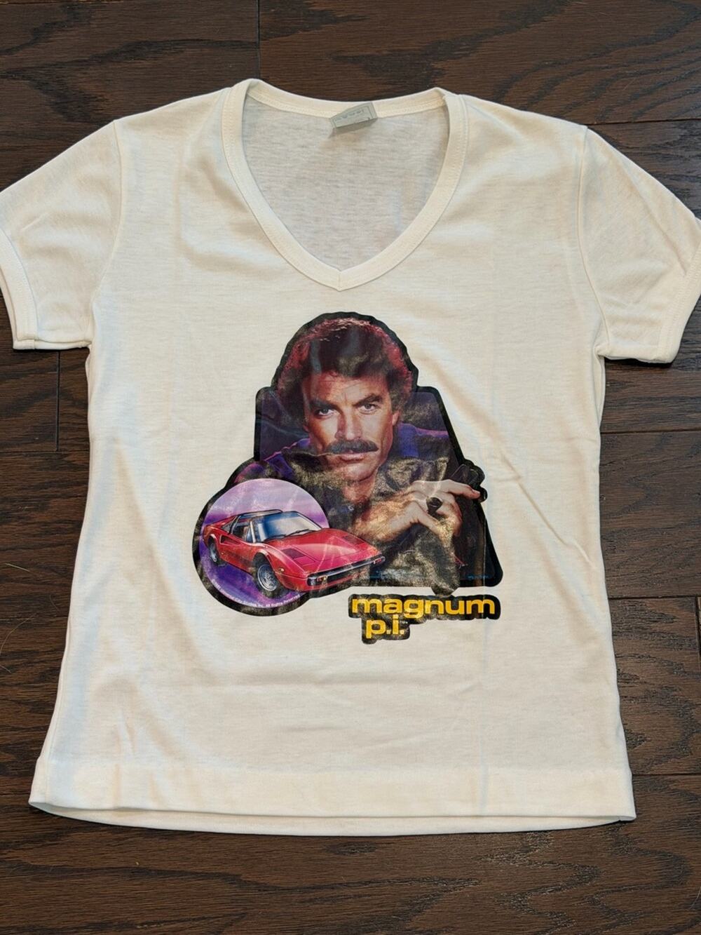 Vintage Magnum P.I. Tom Selleck Ferrari Graphic Tee Made in USA Size Large
